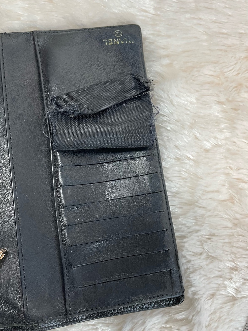 Chanel Authentic Caviar Wallet w/CALLOUTS - Picture 6 of 14
